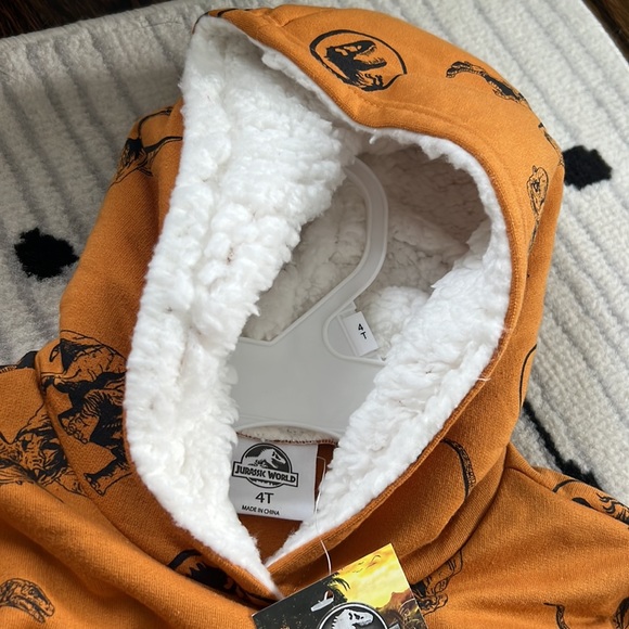 Jurassic world sweat outfit - Picture 4 of 5